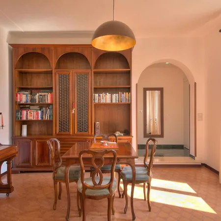 住宿加早餐酒店 Nel