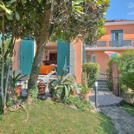 Nel Bed & Breakfast 4*